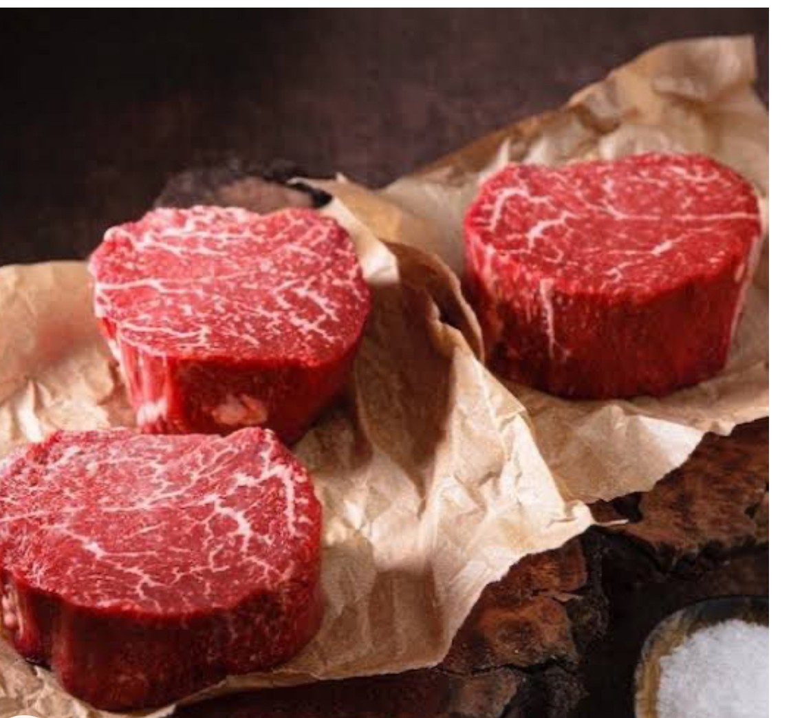 Wagyu tenderloin mb5+